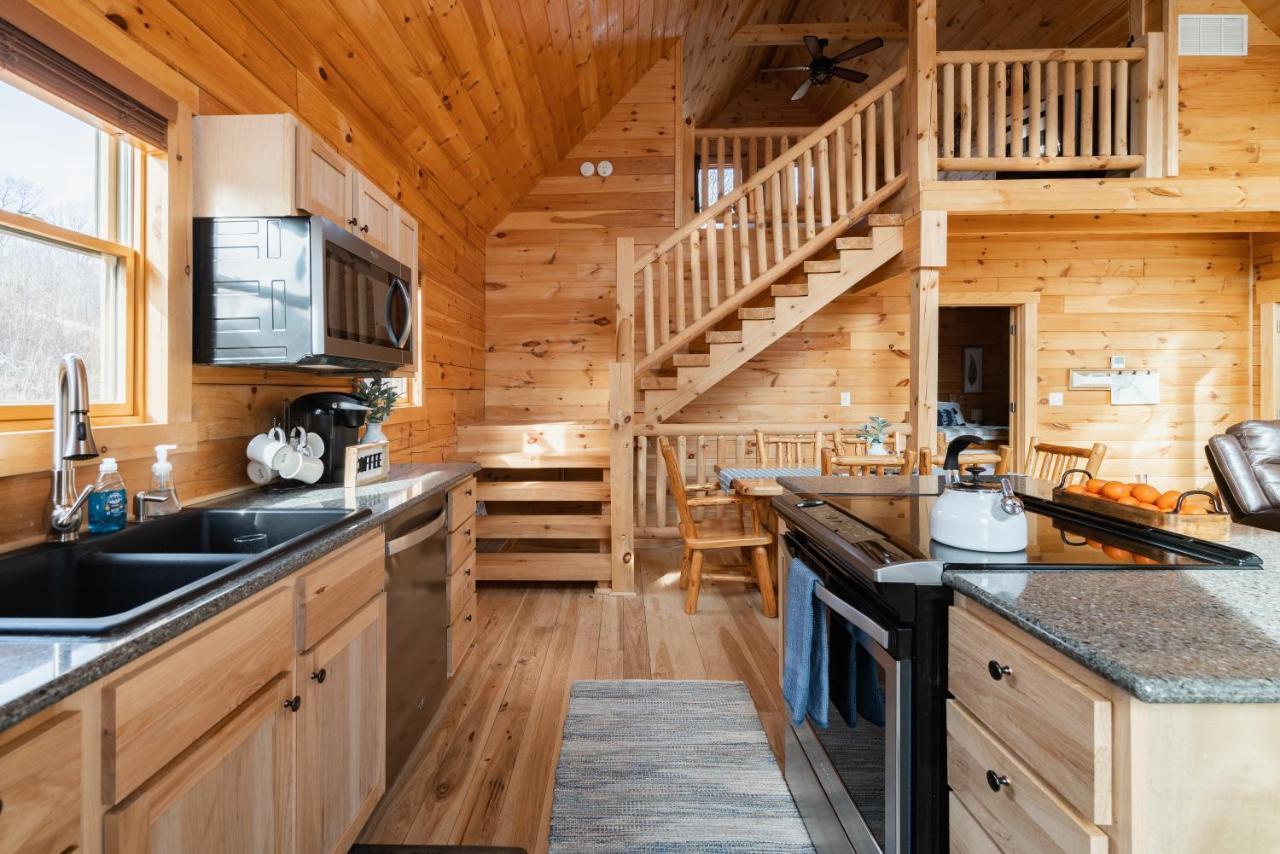 Family Friendly ~ Hocking Hills Cabin ~ Close To Caves, W/Wifi South Bloomingville エクステリア 写真