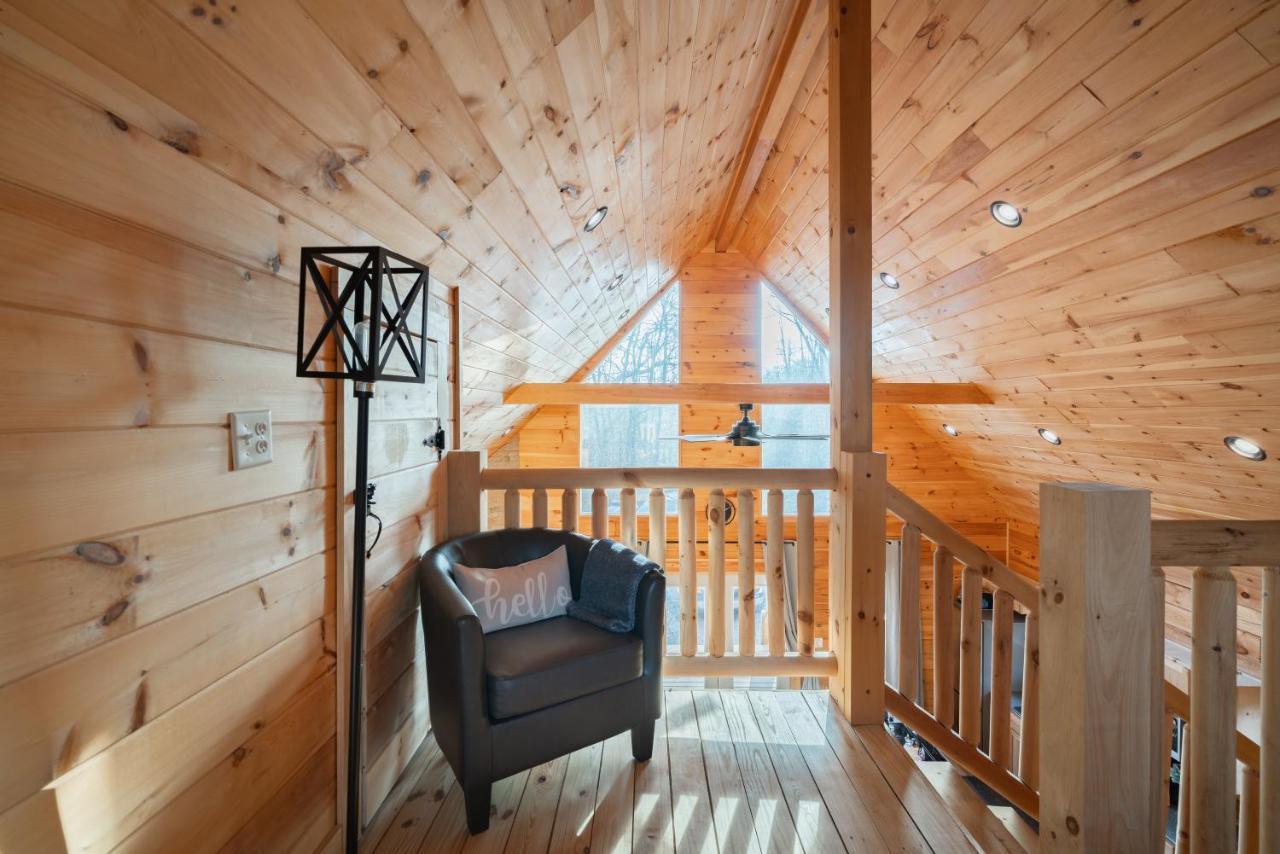 Family Friendly ~ Hocking Hills Cabin ~ Close To Caves, W/Wifi South Bloomingville エクステリア 写真